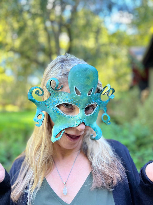 Octopus Spirit Animal Mask – Handmade Leather Sea Creature Mask for Renaissance Fairs, Fantasy Festivals, Masquerade, Halloween Costume