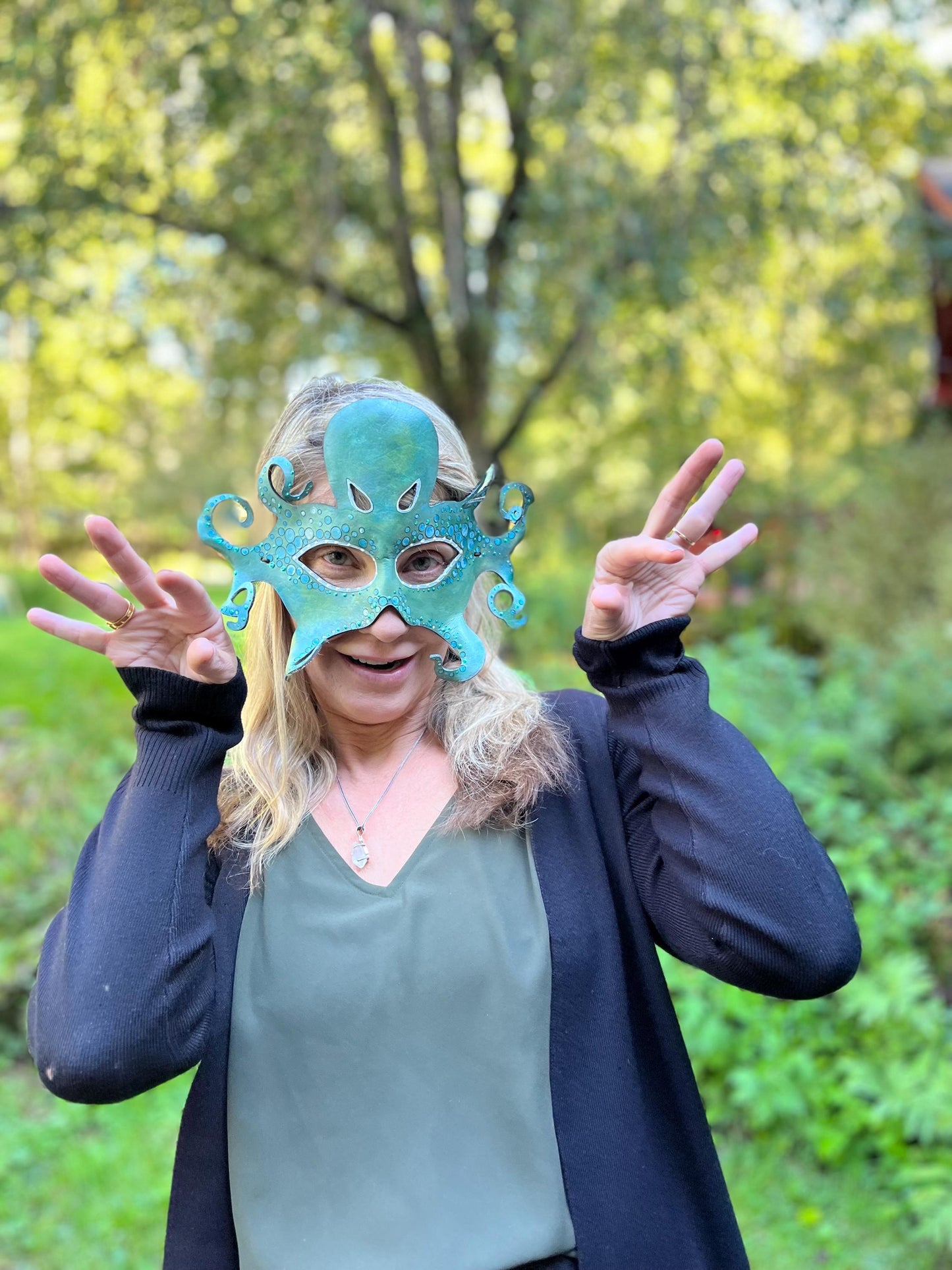 Octopus Spirit Animal Mask – Handmade Leather Sea Creature Mask for Renaissance Fairs, Fantasy Festivals, Masquerade, Halloween Costume