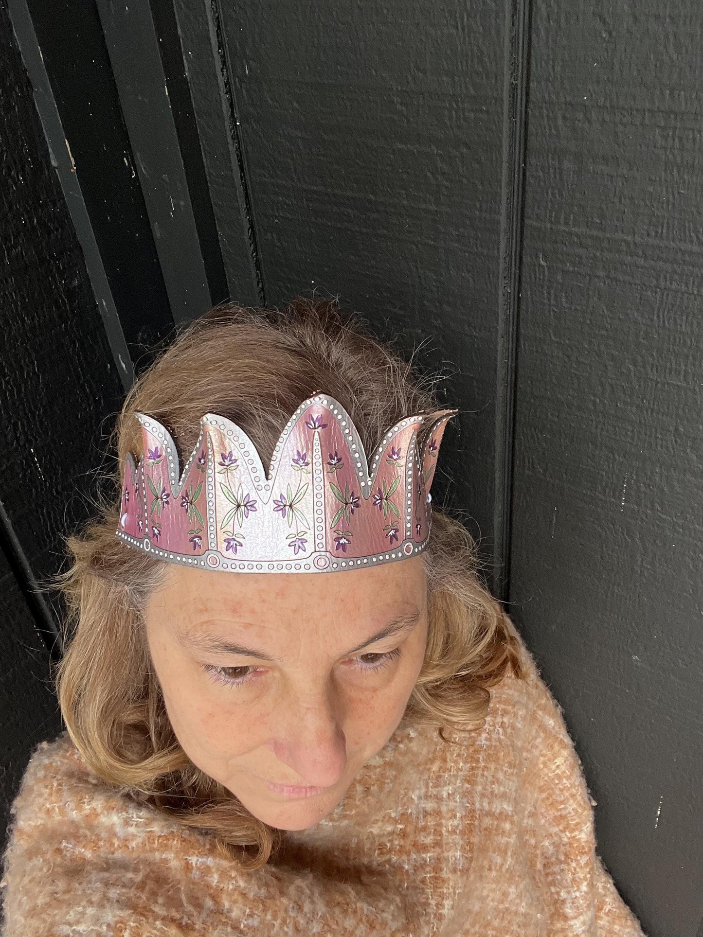 Handmade Leather King or Queen Crown | Painted Gold Crown | Renaissance Fair Mask | Cottagecore Headpiece | Fantasy Festival | Cosplay Crown